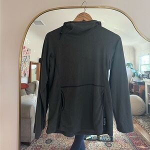 Women’s grey Melanzana Small